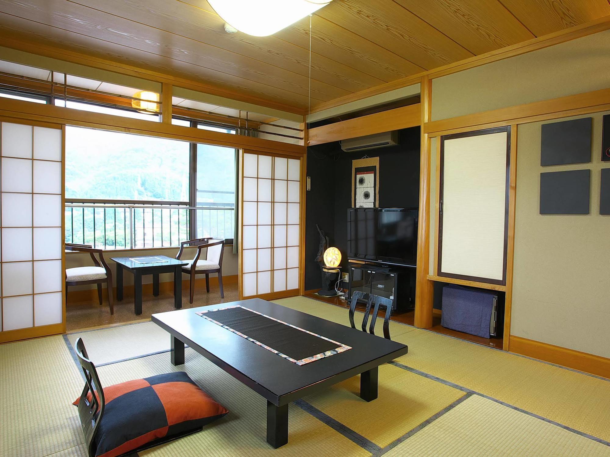 Ryokan Marukyo Fujiwara Экстерьер фото